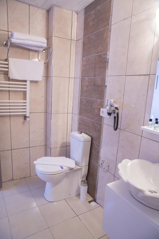 Grand Dedem Hotel Istanbul Bagian luar foto