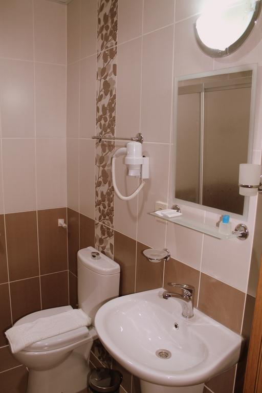 Grand Dedem Hotel Istanbul Bagian luar foto