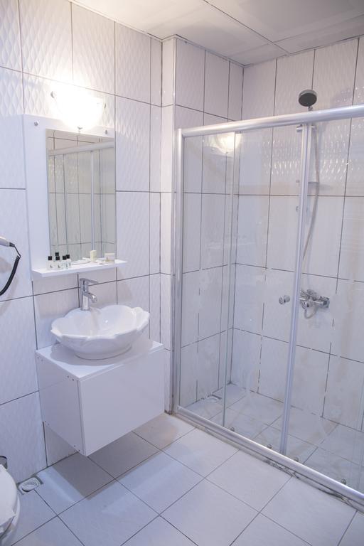 Grand Dedem Hotel Istanbul Bagian luar foto